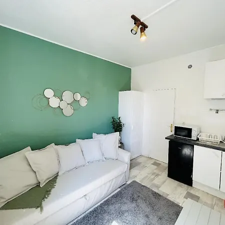 Apartment Le Saint Julien 2 - Basilique Reims